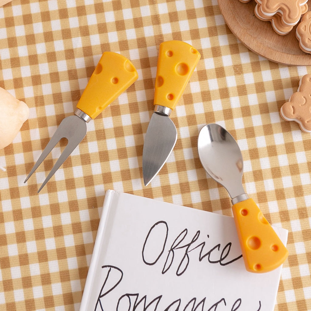 Cheese-shaped cutlery (Knife, fork and spoon) set