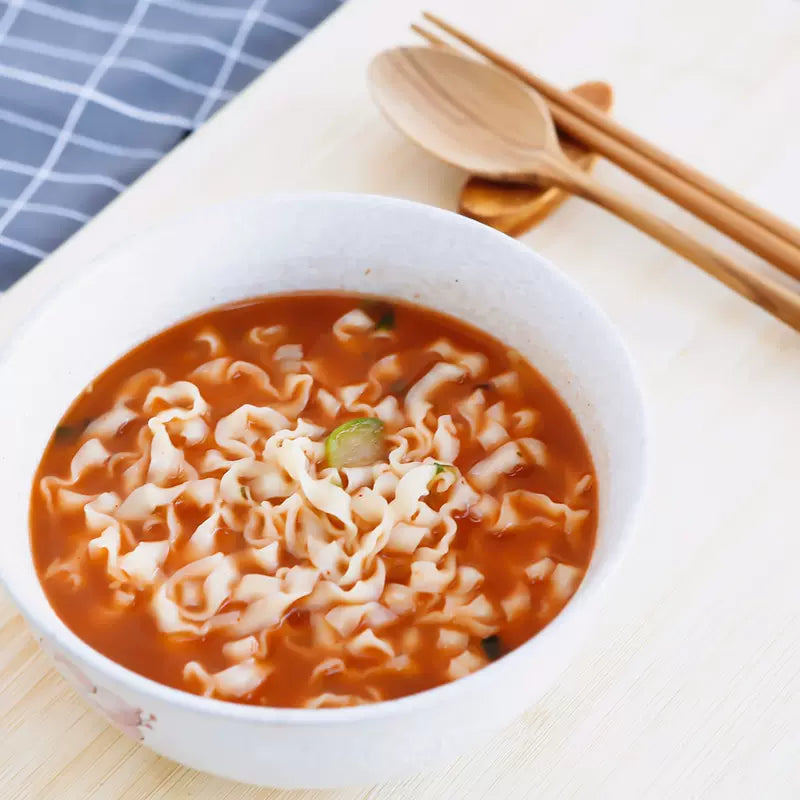 Nongshim tintahal tengeri tészta