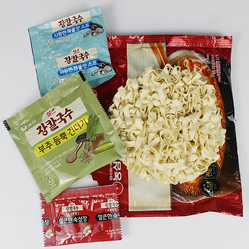 Nongshim tintahal tengeri tészta