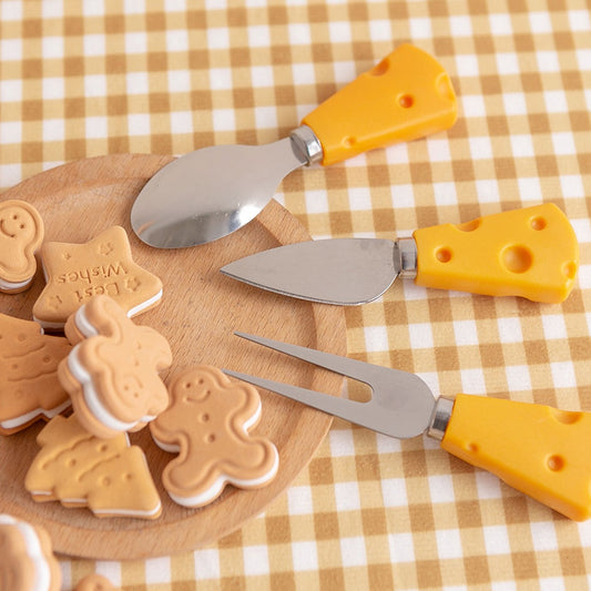 Cheese-shaped cutlery (Knife, fork and spoon) set